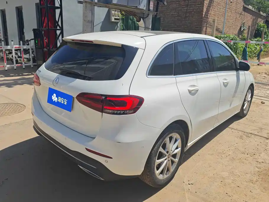 Mercedes-Benz B-Class — миниатюра 3