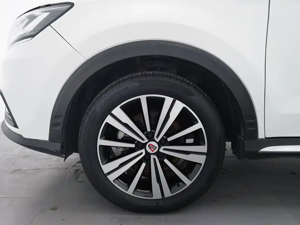 Roewe RX5 — миниатюра 17