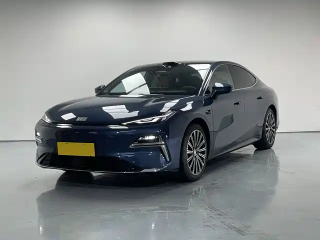 2025 Geely Galaxy Xingyao 8