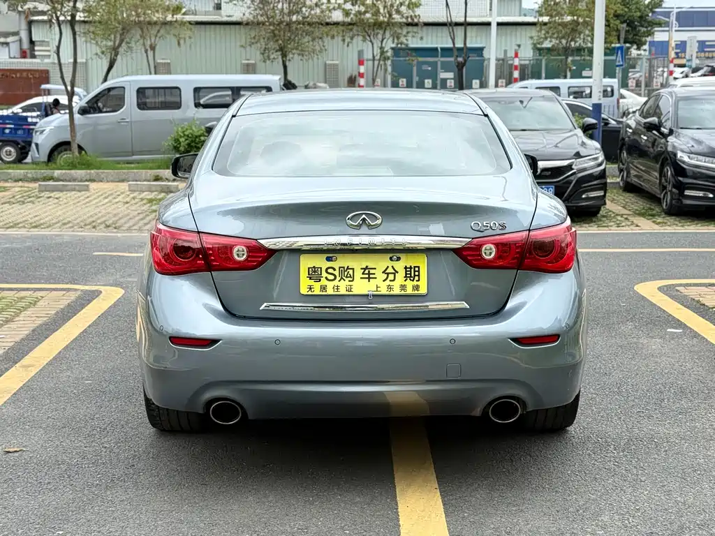 Infiniti Q50 2014 3.7L Luxury Sport