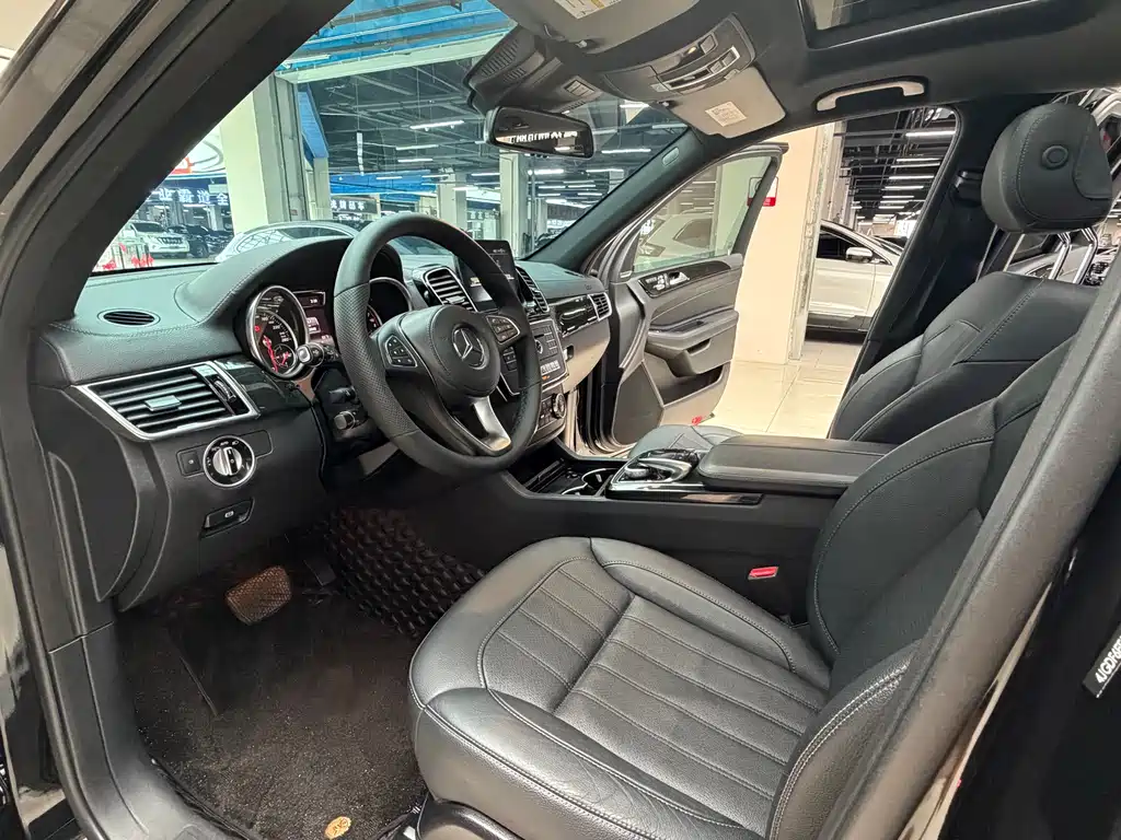 Mercedes-Benz GLS 2017 GLS 400 4MATIC Luxury