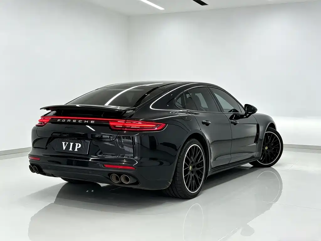 Porsche Panamera — миниатюра 7