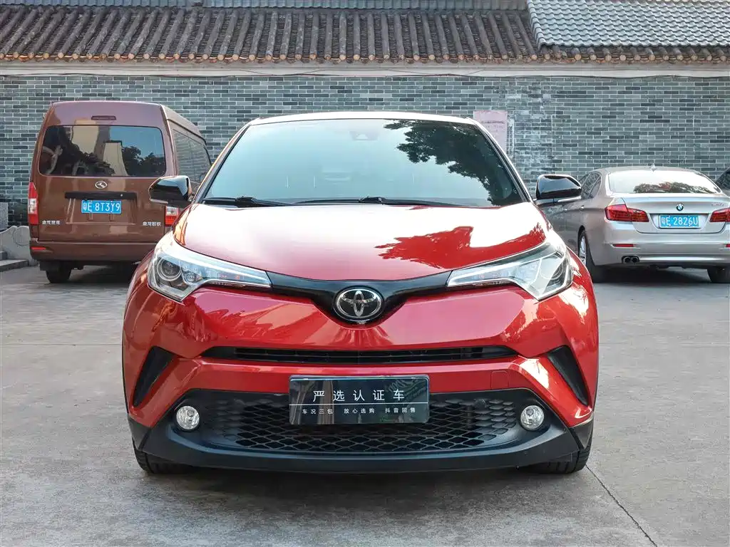 TOYOTA C HR