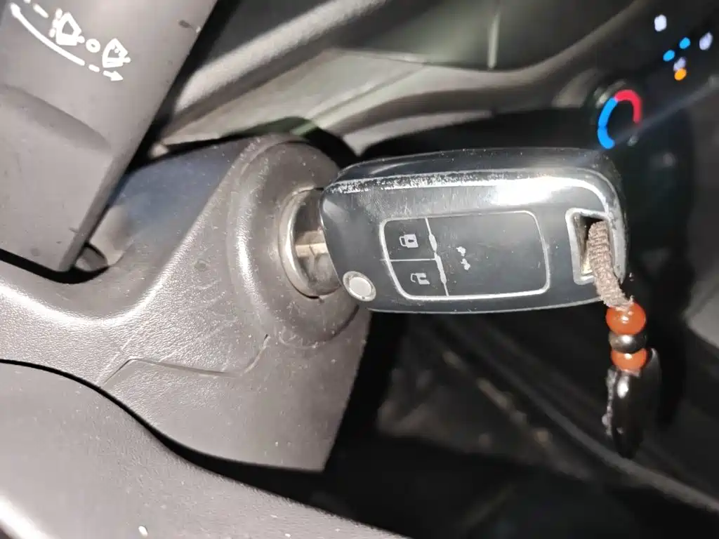 Buick Excelle — миниатюра 12