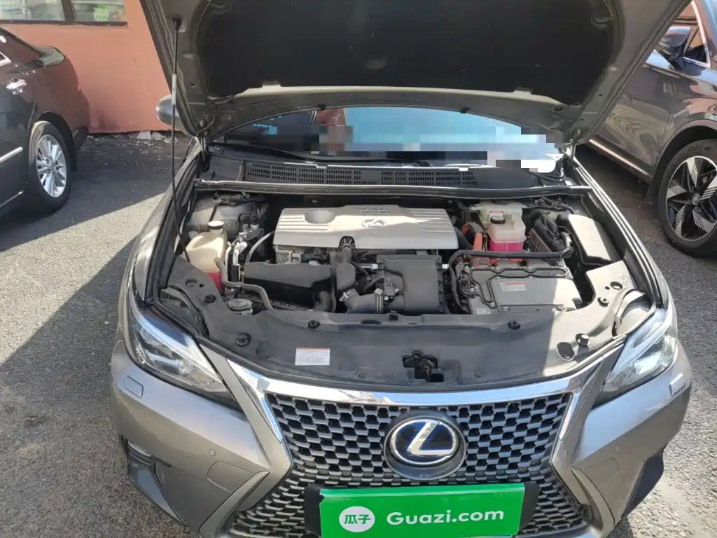 Lexus CT — миниатюра 20