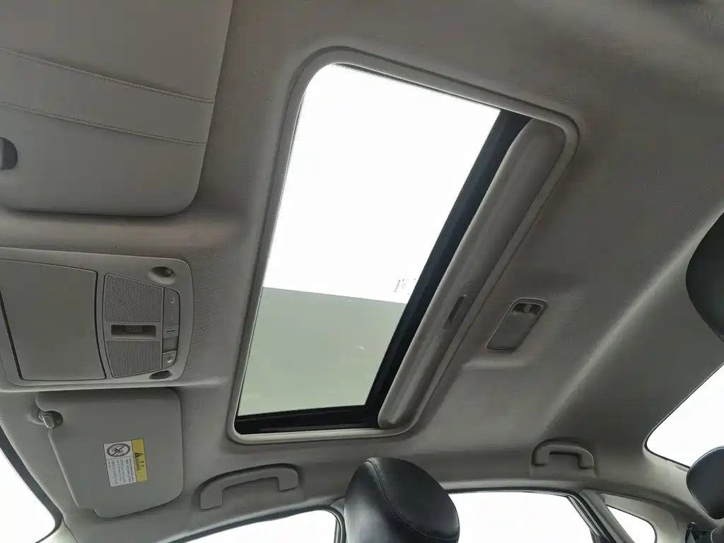 Nissan Sylphy — миниатюра 14
