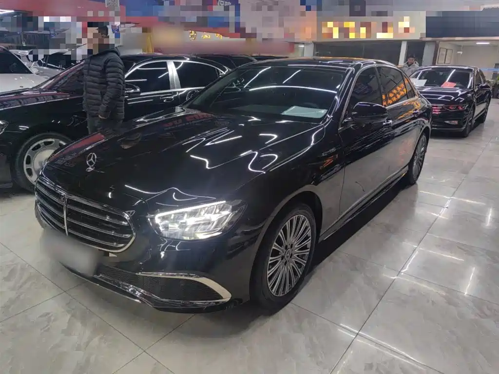 Mercedes-Benz E-Class 2023