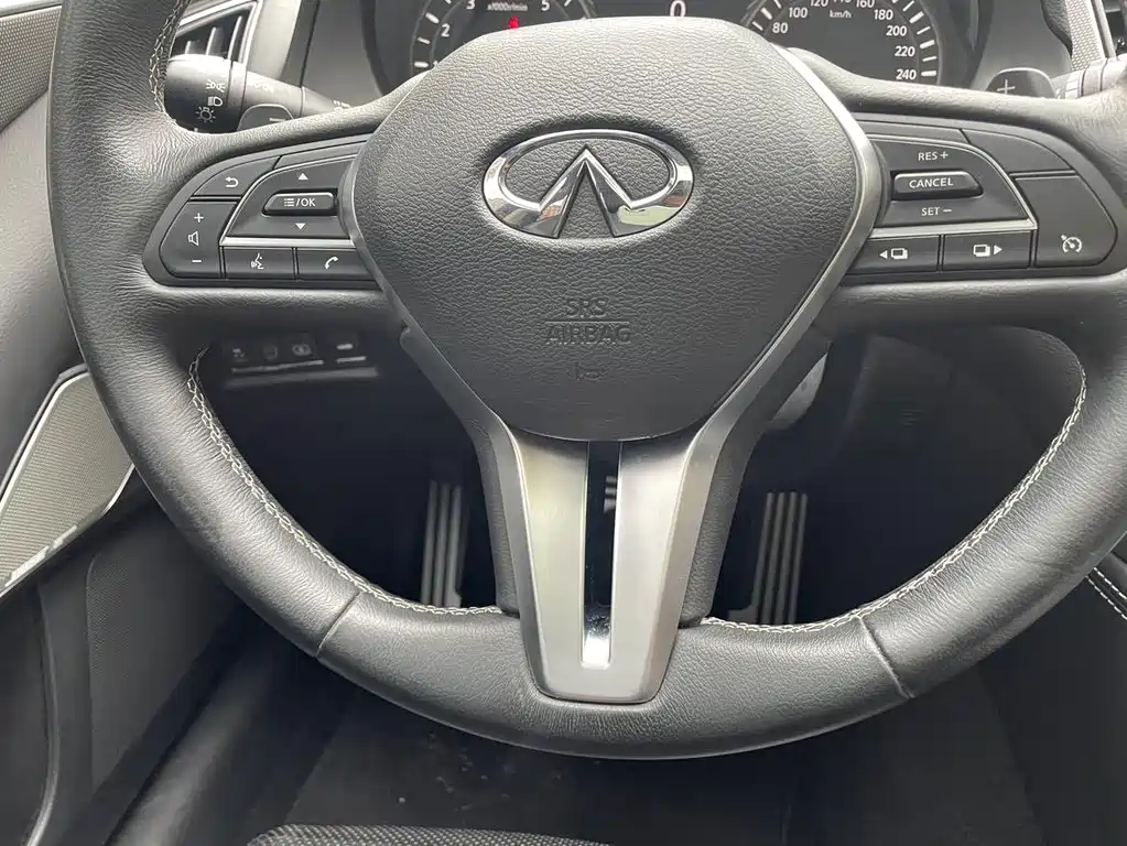 Infiniti Q50L — миниатюра 12