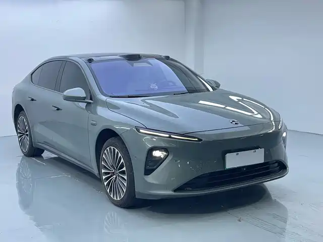 NIO ET7