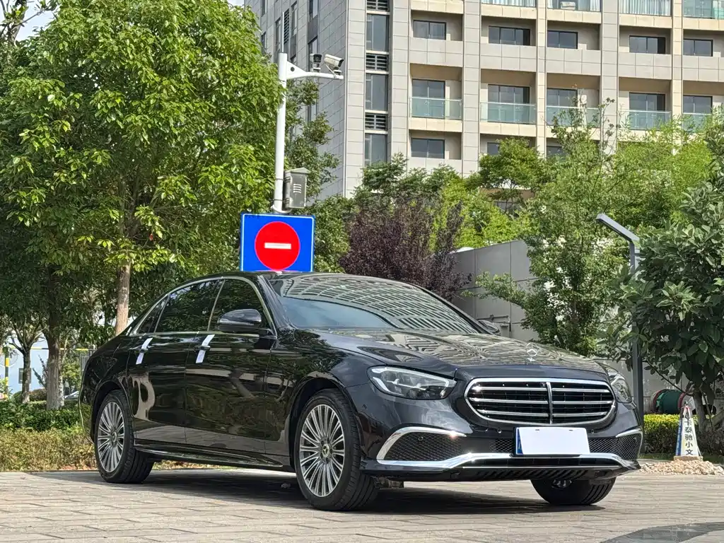 Mercedes-Benz E-Class E 2023 E 300 L Fashion