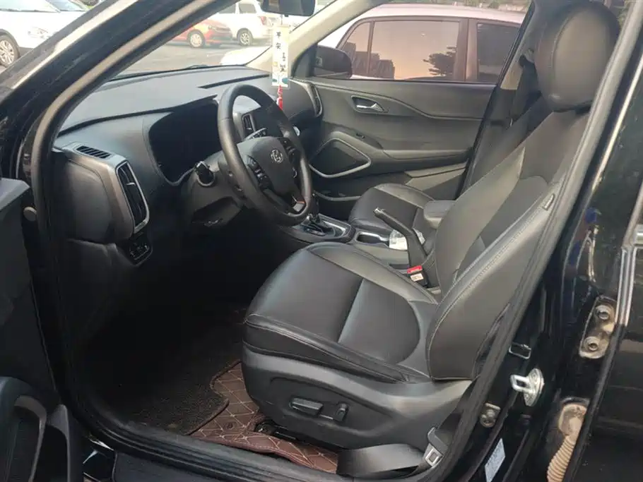 Hyundai BAIC Hyundai ix35 ix35 2019 2.0L AT Enjoy V