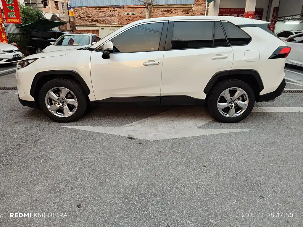 TOYOTA RAV4 RONGFANG