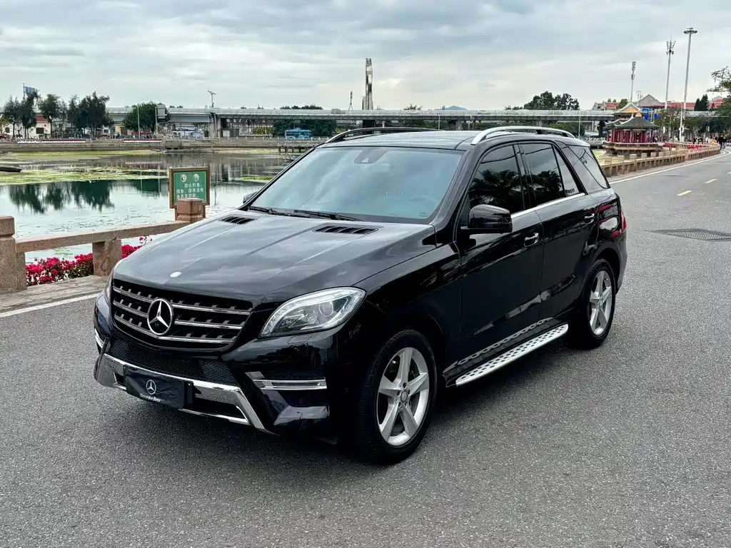 Mercedes-Benz M-Class 2014