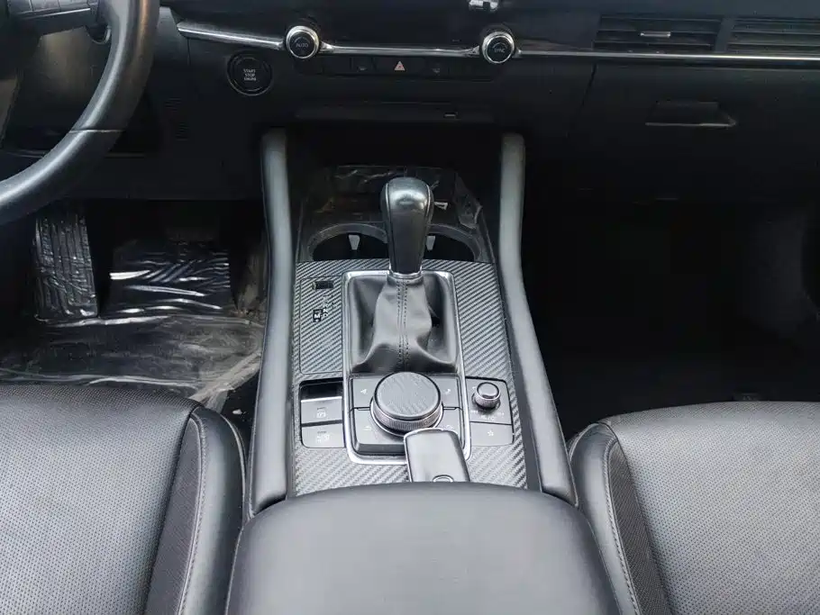 Mazda 3 Axela — миниатюра 16