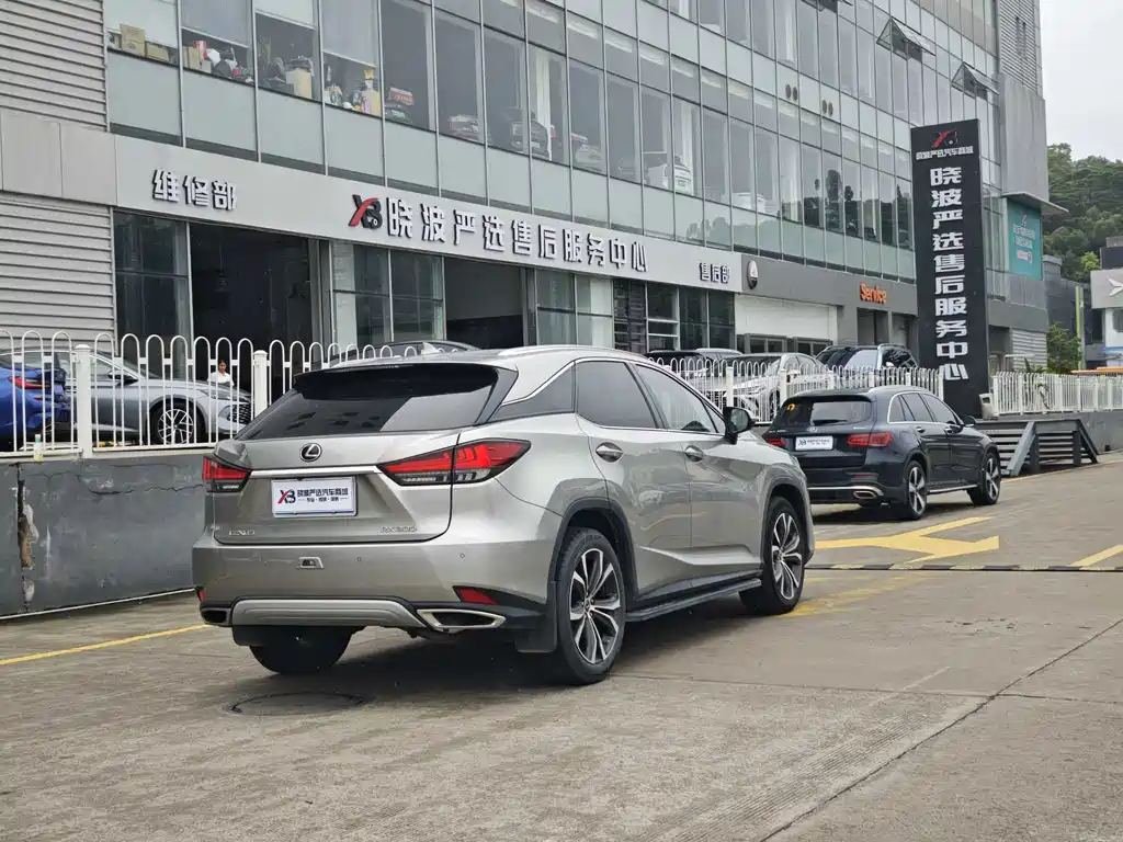 Lexus RX — миниатюра 17