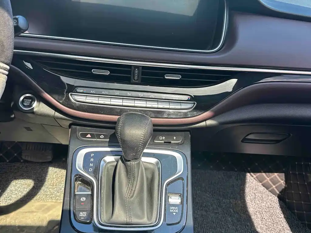 GAC Motor Trumpchi M6 — миниатюра 10