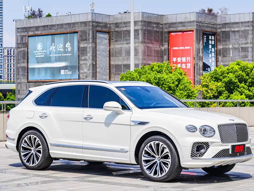 BENTLEY TIMYUE PLUG IN HYBRID