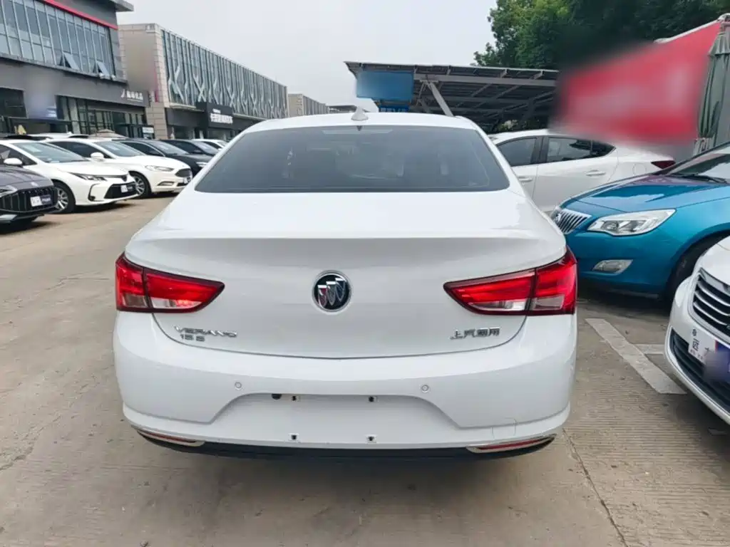 Buick Verano — миниатюра 6