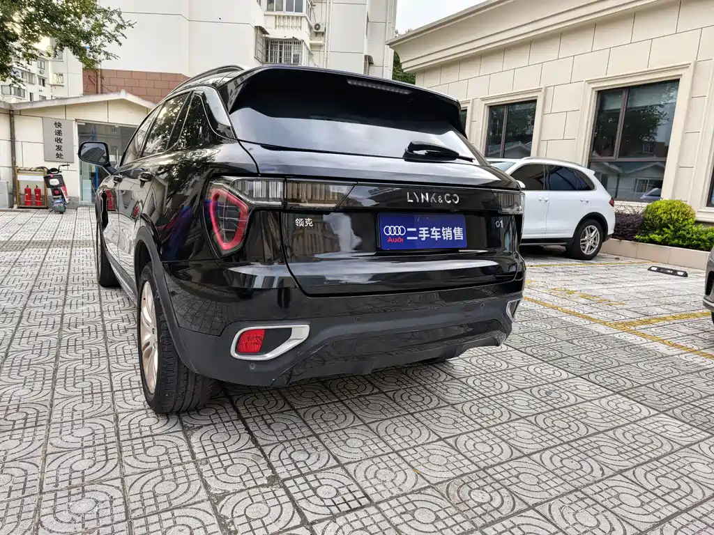 Lynk & Co 01 — миниатюра 4