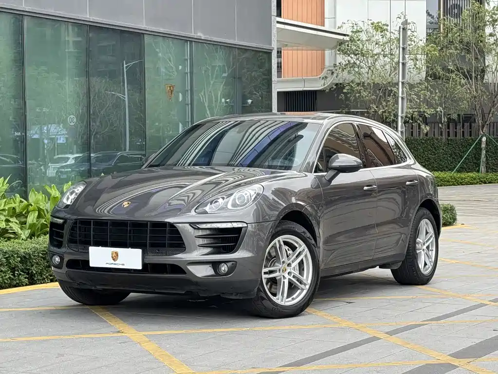Porsche Macan 2016