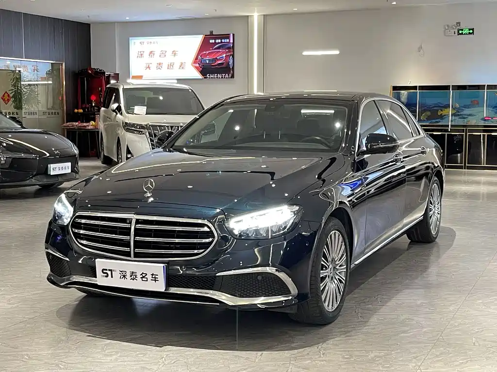 Mercedes-Benz E-Class 2021