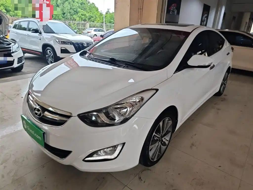 Hyundai Elantra Langdong 2015