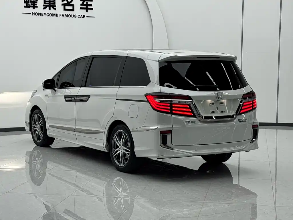 Honda Elysion 2019 2.0L Luxury