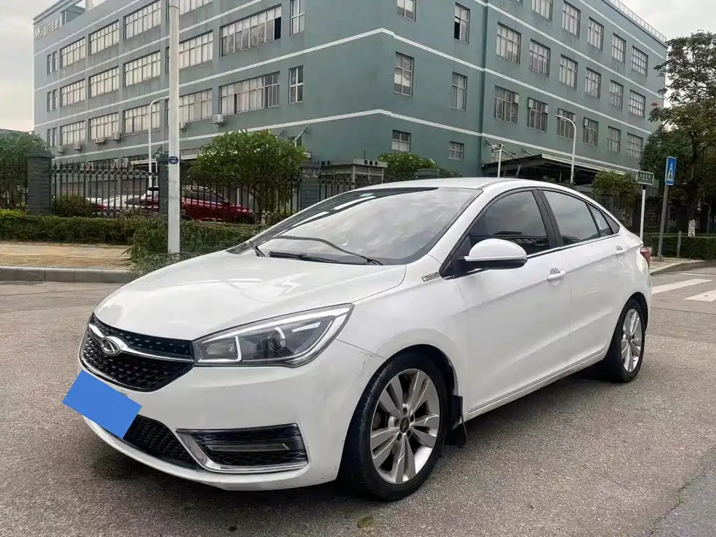 Chery Arrizo 5