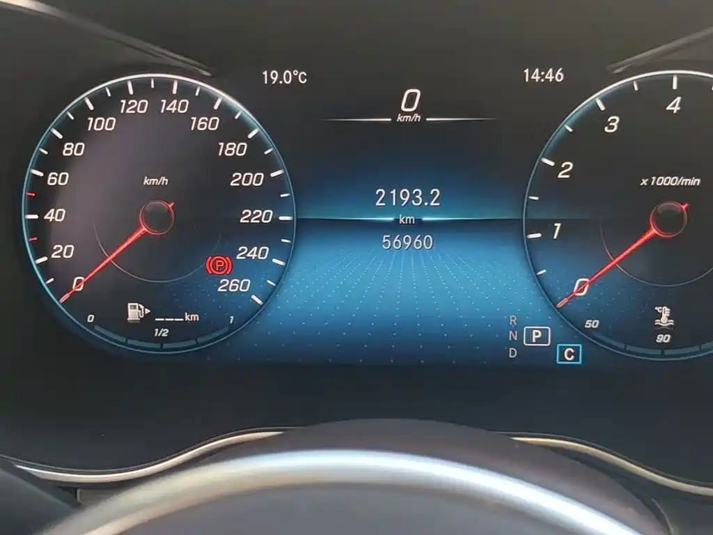 Mercedes-Benz GLC — миниатюра 6