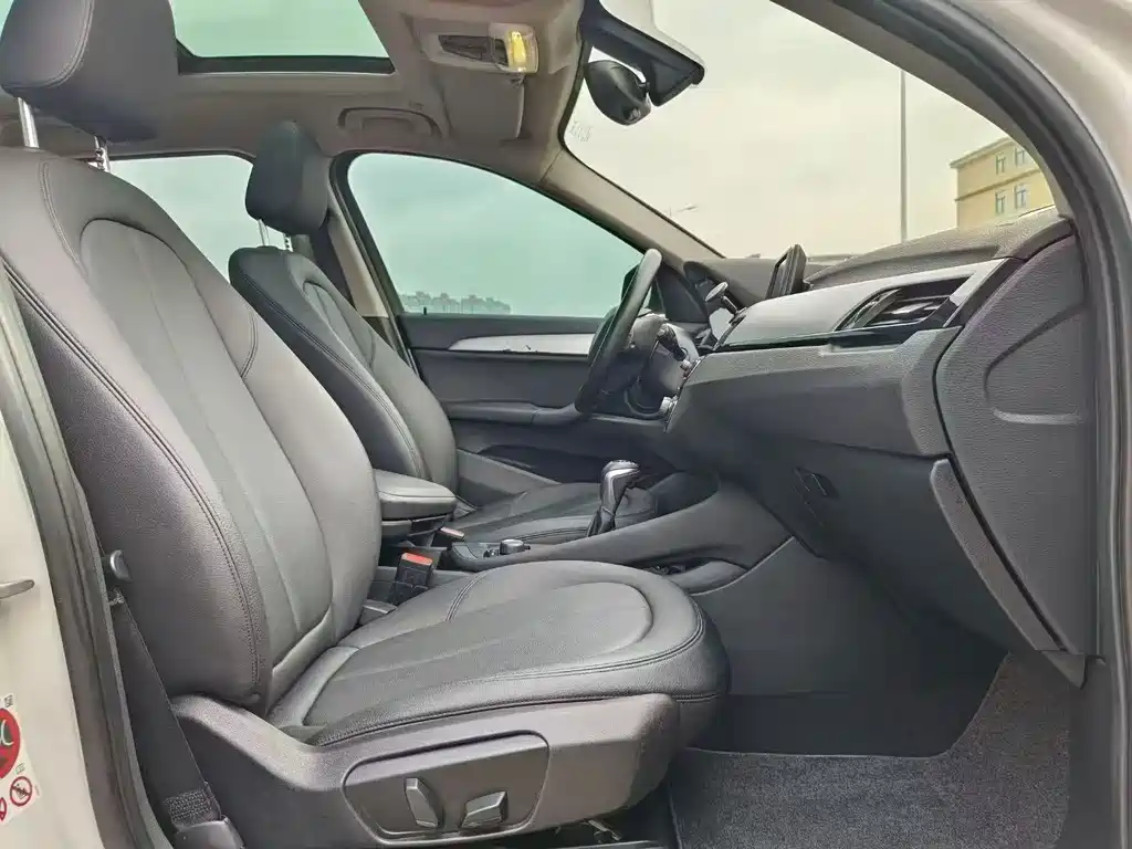BMW X1 — миниатюра 14
