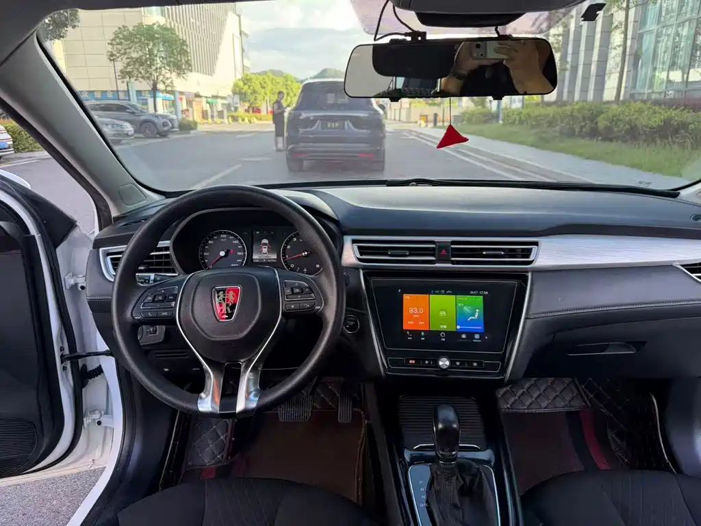 Roewe i5 — миниатюра 9