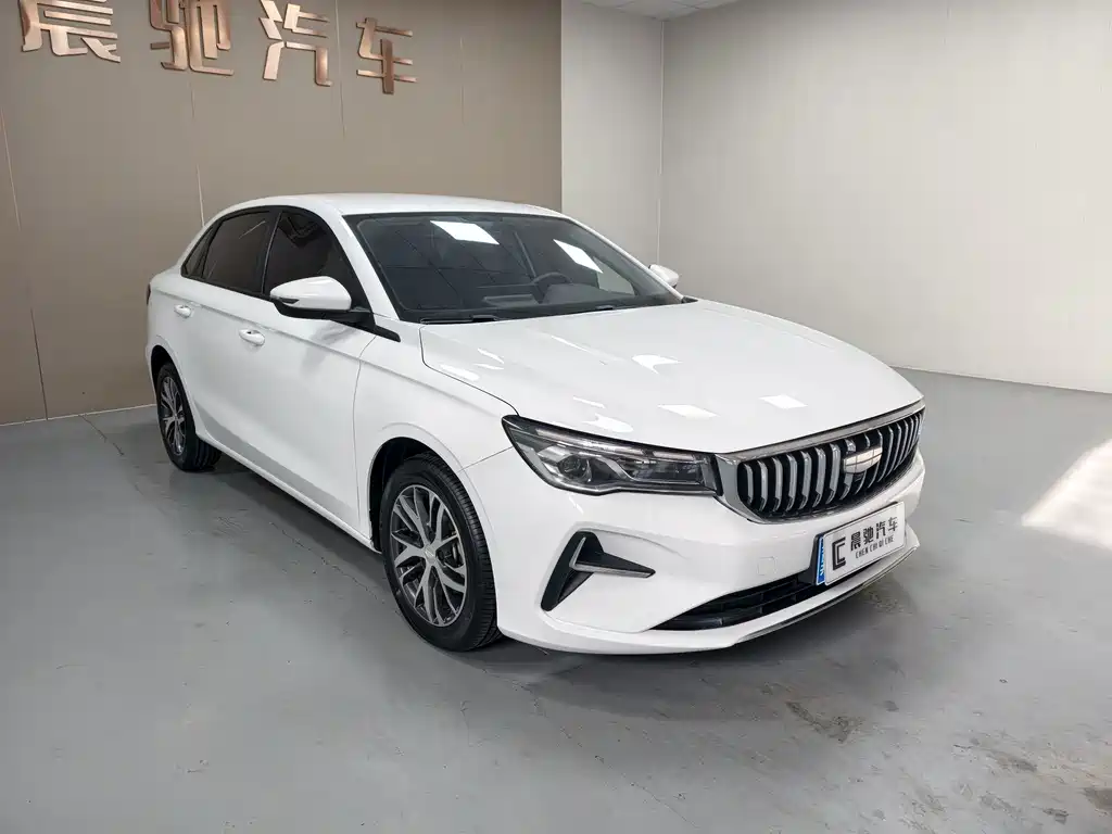 Geely Emgrand — миниатюра 3