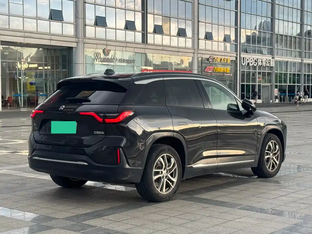 NIO ES6 — миниатюра 6
