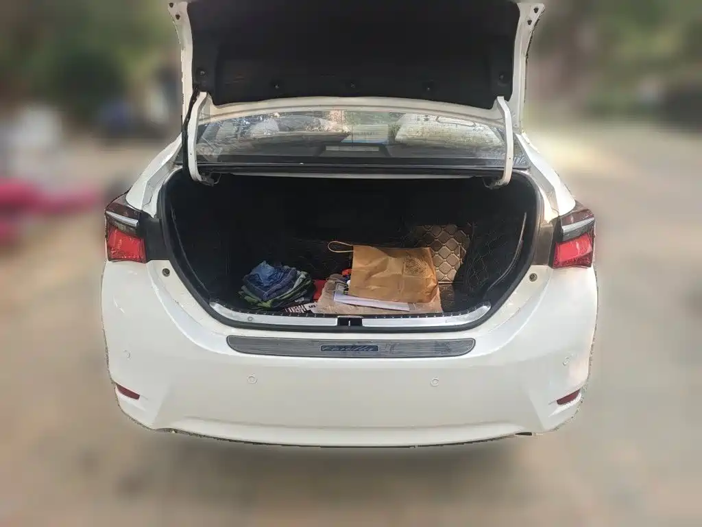 Toyota Corolla — миниатюра 20