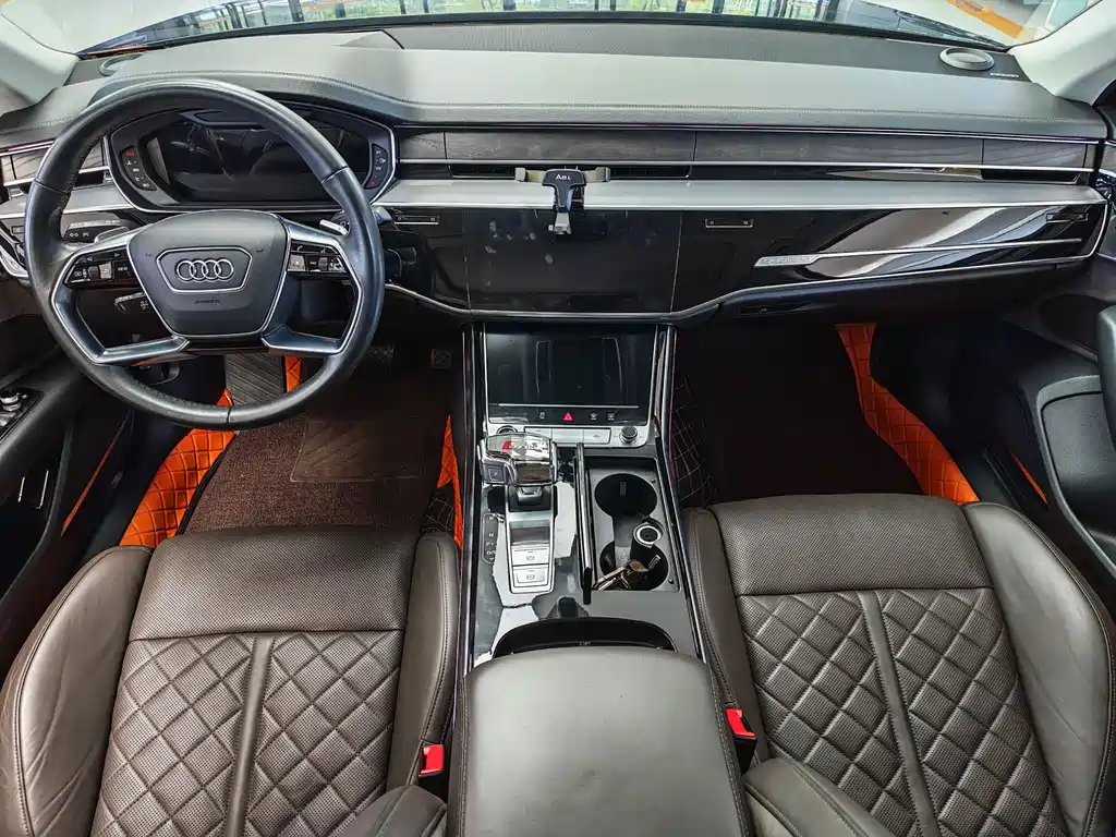 Audi A8 — миниатюра 5
