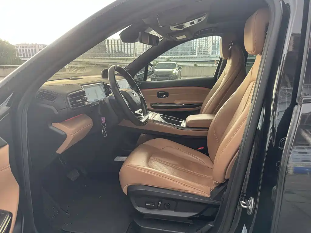 NIO ES6 — миниатюра 10