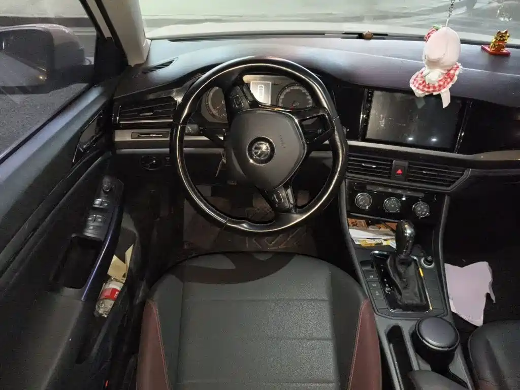 Volkswagen Bora — миниатюра 6