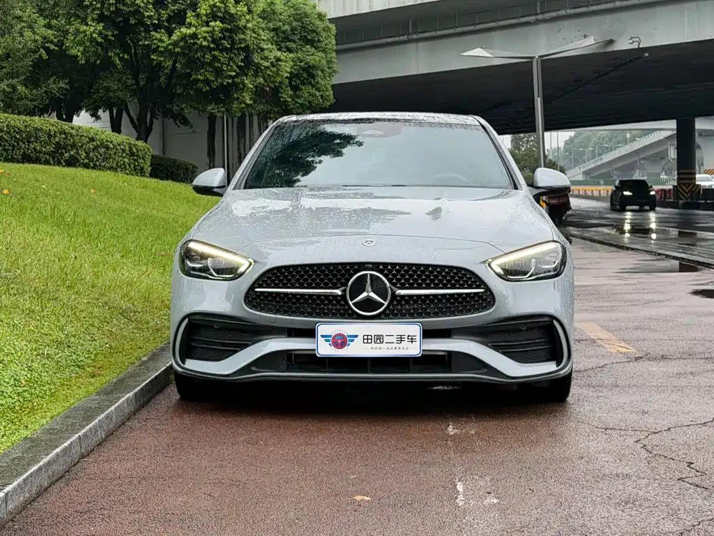 Mercedes-Benz C-Class — миниатюра 2