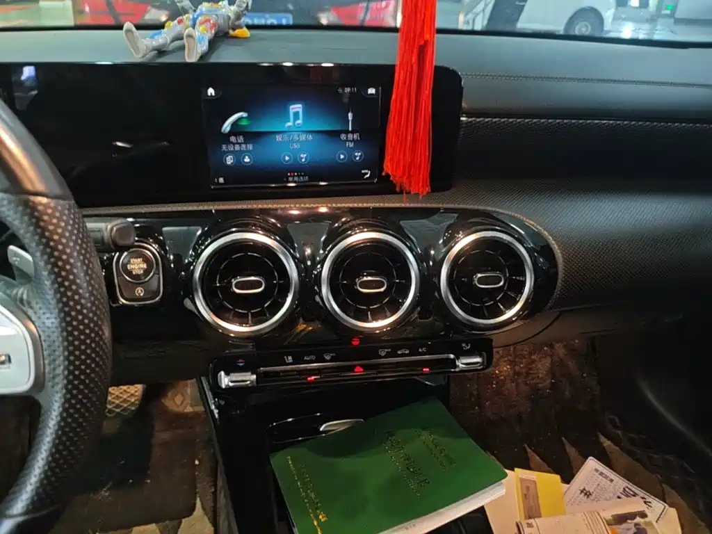 Mercedes-Benz A-Class — миниатюра 13