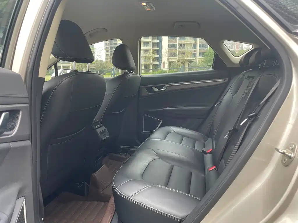 Geely Emgrand GS GS 2016 1.3T MT