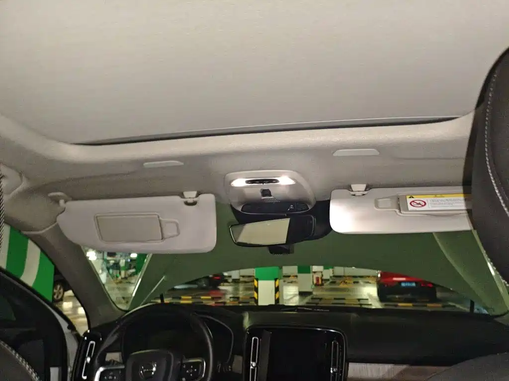 Volvo XC40 — миниатюра 19