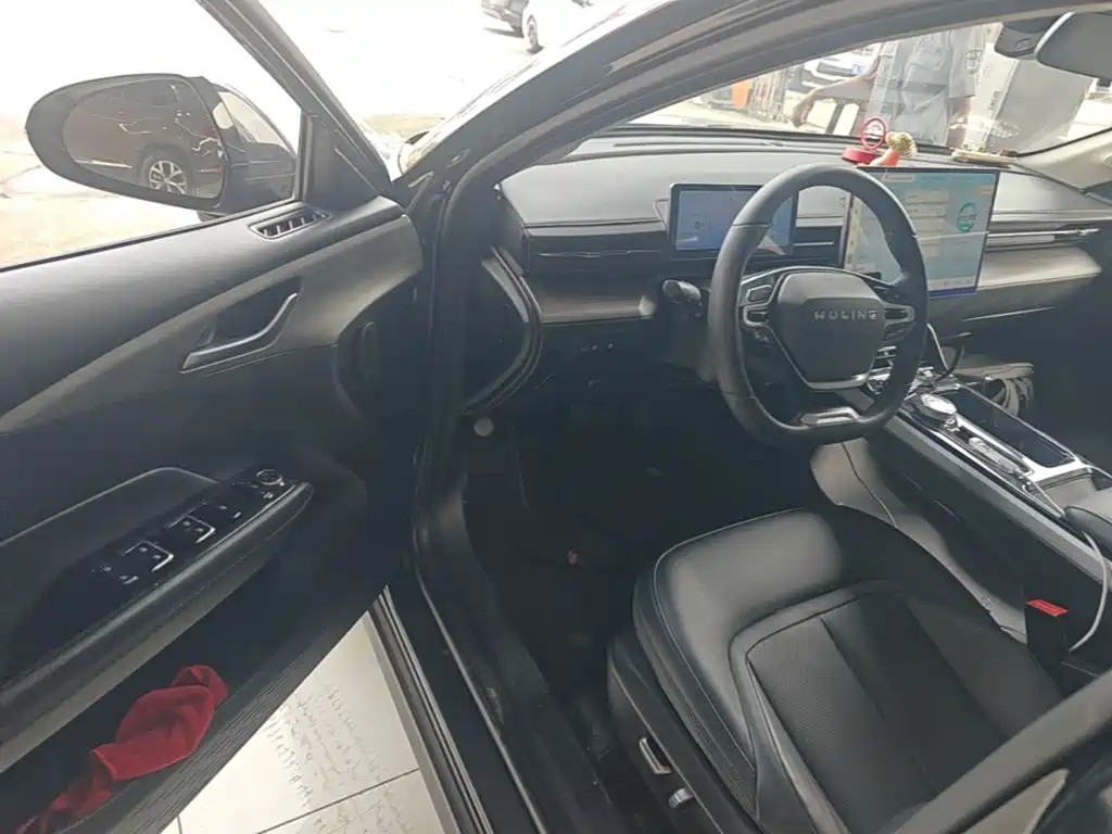 Wuling Xingguang — миниатюра 16