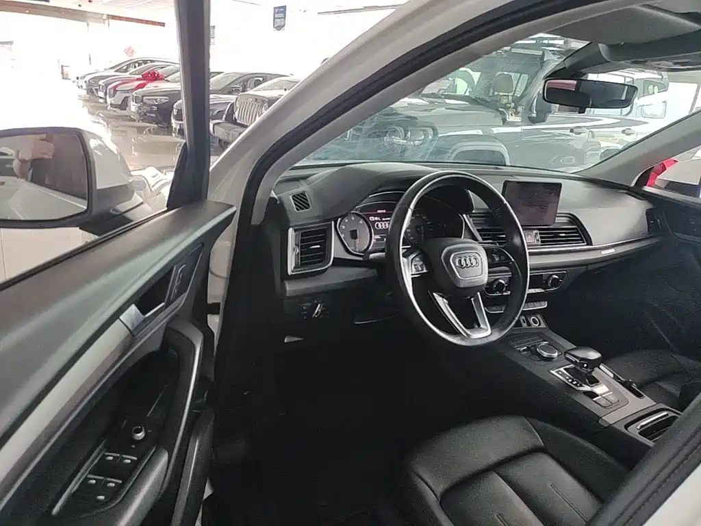 Audi Q5L — миниатюра 16
