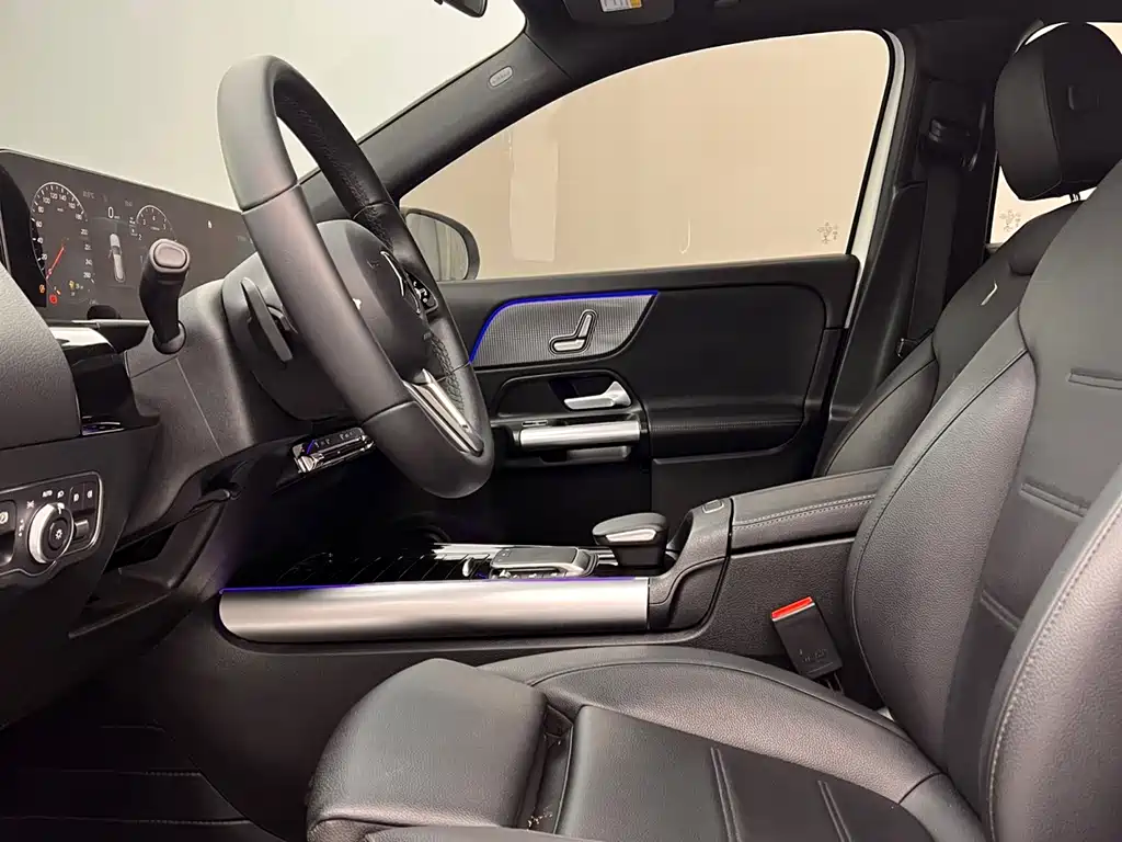 Mercedes-Benz GLA 2024 GLA 200