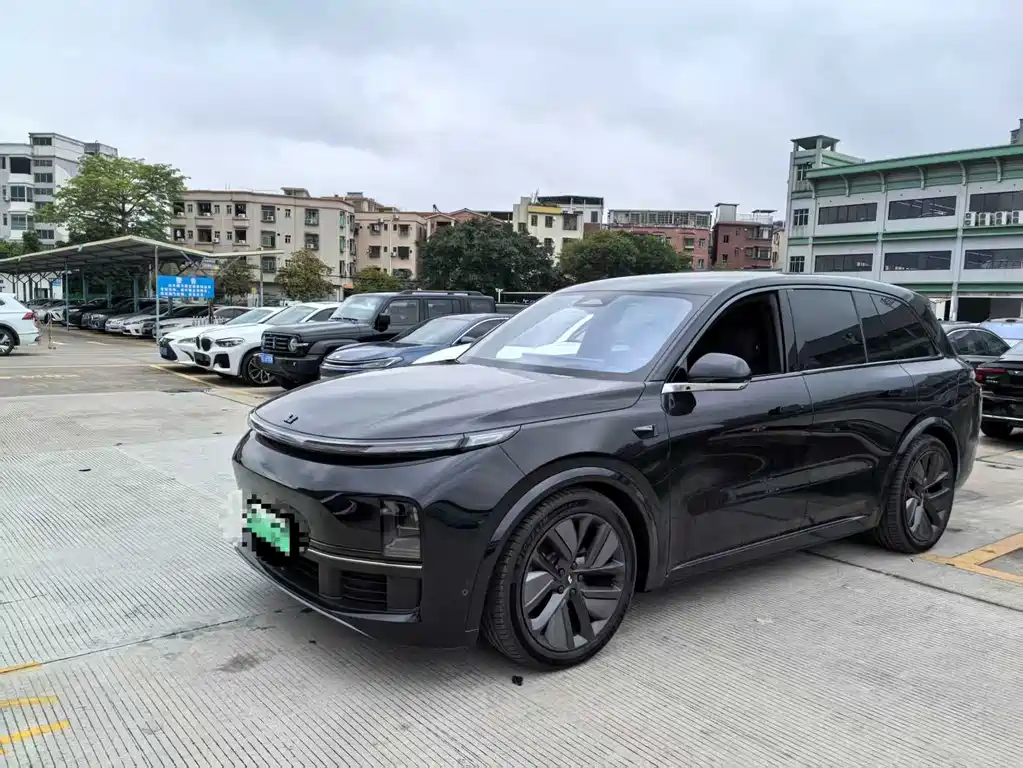 Li Auto Li L8 2023
