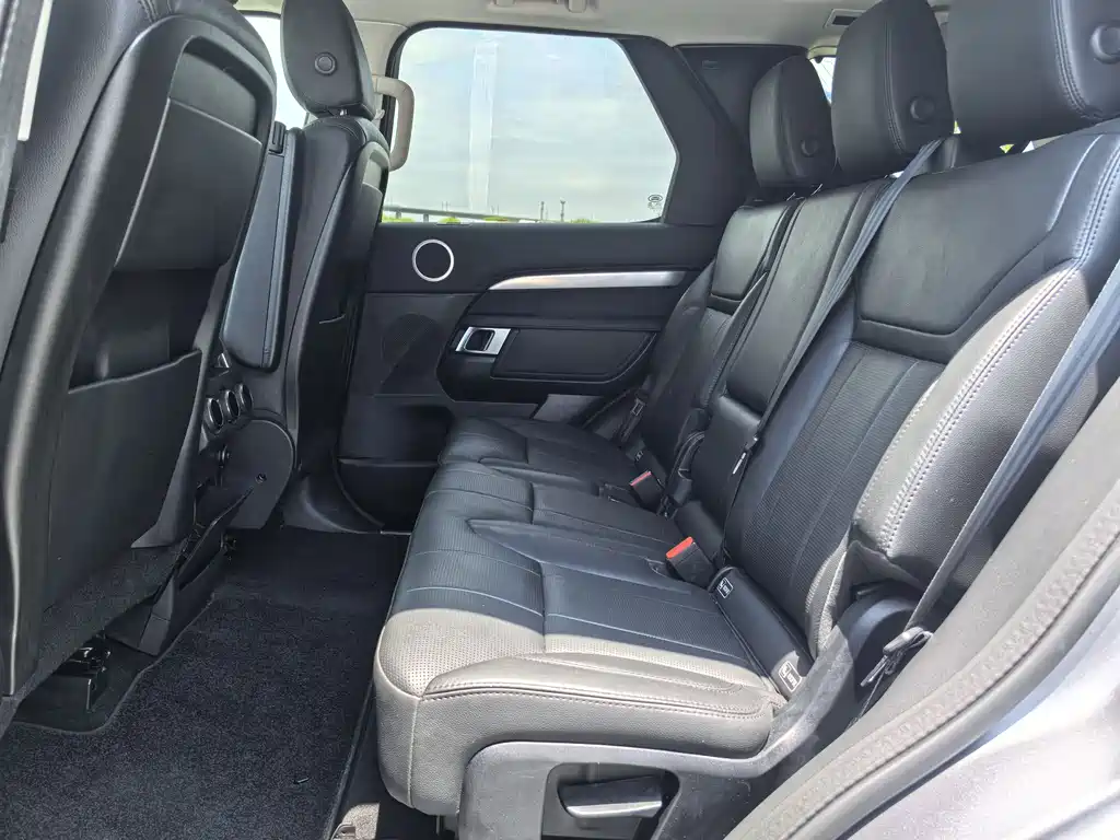 Land Rover Discovery 2020 2.0T 30
