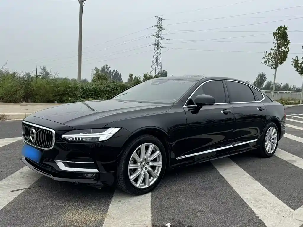 Volvo S90 — миниатюра 10