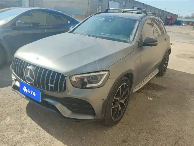 MERCEDES-BENZ GLC AMG