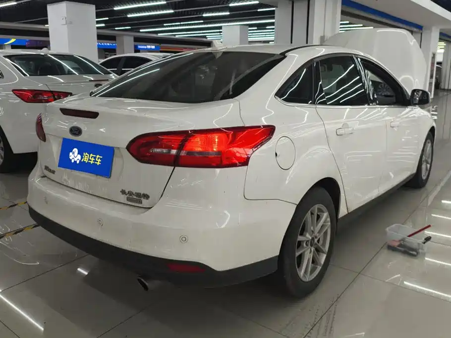 Ford Focus — миниатюра 3