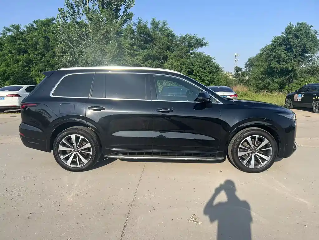 Li Auto ONE 2020 7 мест